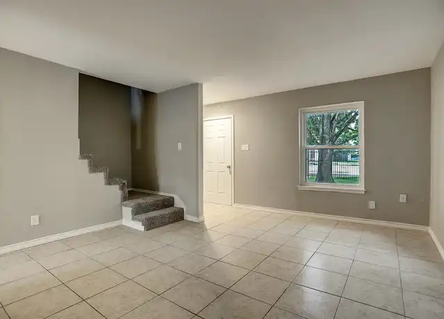 Property at 10004 Westview Dr #2, Houston, TX, 77055, 2 beds, 1.5 baths, [object Object]