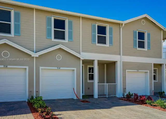 Property at 934 SE 19th St, Homestead, FL, 33034, 3 beds, 3 baths, [object Object]