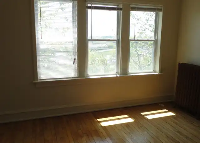 Property at 2319 W Michigan St Unit 207, Milwaukee, WI, 53233, 1 bed, 1 bath, [object Object]