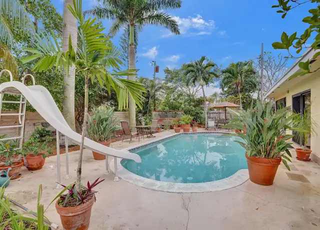 Property at 420 NE 36th St, Boca Raton, FL, 33431, 3 beds, 2 baths, [object Object]