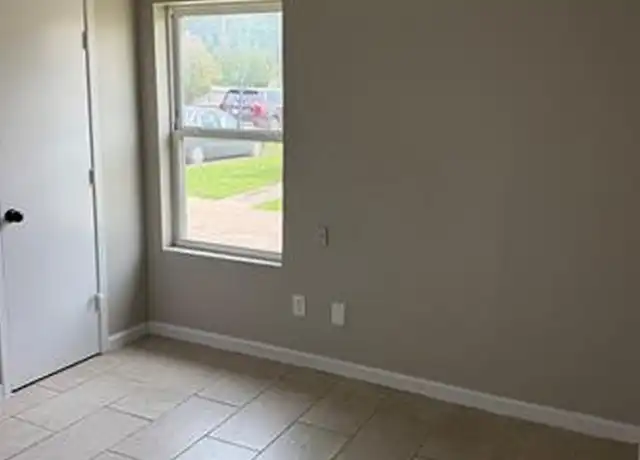 Property at 2333 Lido Ln, Arlington, TX, 76015, 3 beds, 2 baths, [object Object]
