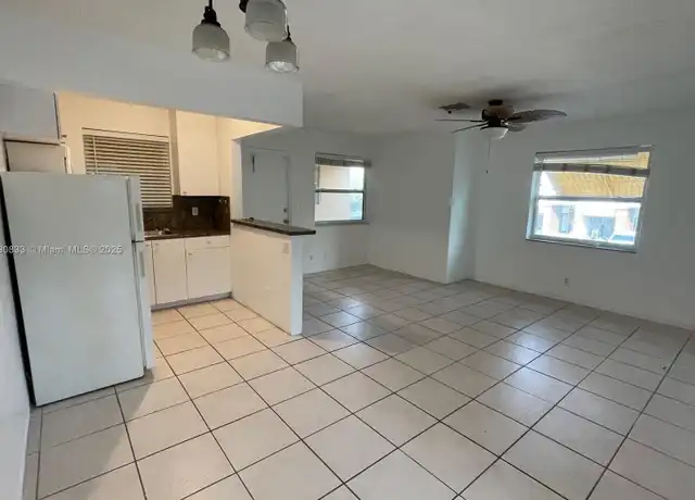 Property at 1702 McKinley St #11, Hollywood, FL, 33020, 1 bed, 1 bath, [object Object]