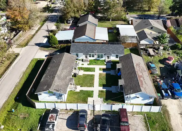 Property at 6901 Dumble St Unit 6, Houston, TX, 77021, 2 beds, 1 bath, [object Object]