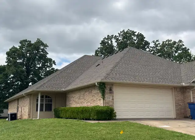 Property at 1008 Trenton Dr Unit 1010, Fort Smith, AR, 72908, 3 beds, 2 baths, [object Object]