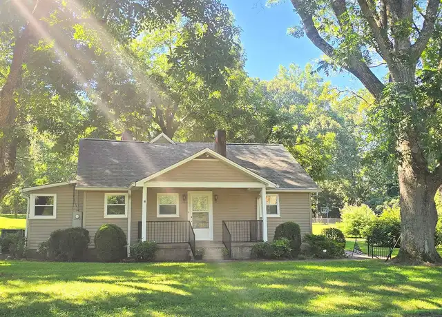 Property at 2323 Spicewood Dr, Winston Salem, NC, 27106, 4 beds, 1 bath, [object Object]