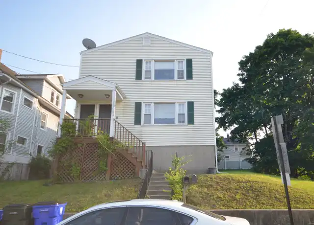 Property at 28 Riverside Dr, Fairfield, CT, 06824, 2 beds, 1 bath, [object Object]