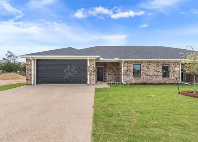 Property at 117 W Windmill Way, Waco, TX, 76706, 3 beds, 2 baths, [object Object]