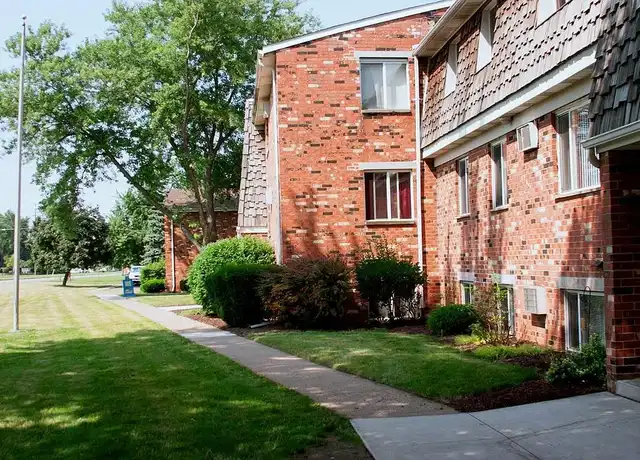 Property at Foster Garden Apartments - 421 Foster Ave, Elyria, OH, 44035, 1-2 bed, 1 bath, [object Object]