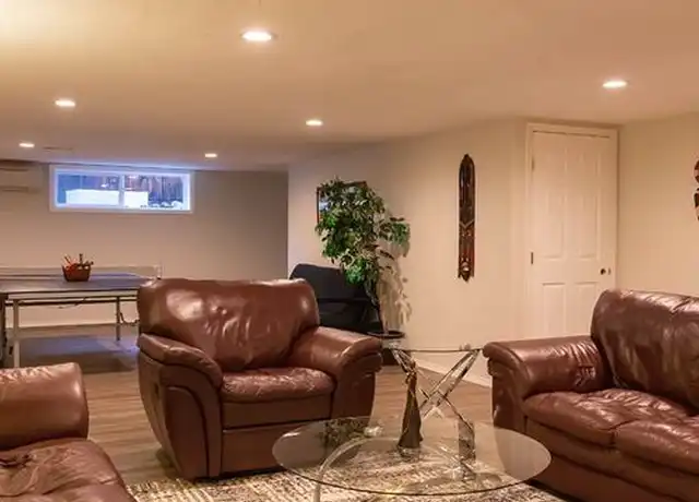 Property at 4700 Hillcrest Rd, Medford, OR, 97504, 1 bed, 1 bath, [object Object]
