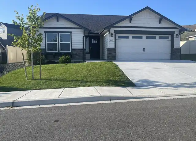 Property at 6842 W 27th Ave Unit N/A, Kennewick, WA, 99338, 3 beds, 2 baths, [object Object]