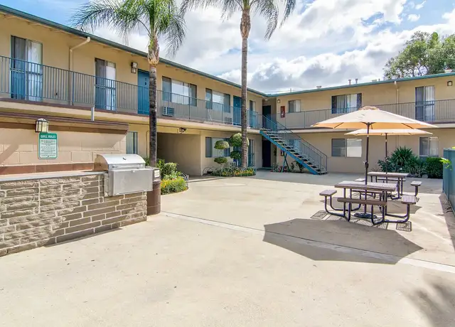 Photo of 1343 W San Bernardino Rd, Covina, CA 91722