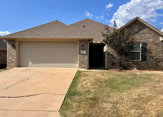 Property at 601 Ridge Point Dr, Fort Smith, AR, 72908, 3 beds, 2 baths, [object Object]
