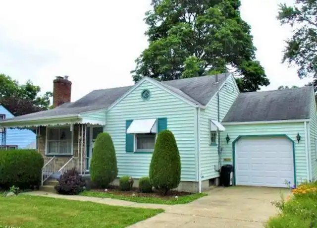 Property at 2239 Renwick Dr, Youngstown, OH, 44514, 2 beds, 1 bath, [object Object]