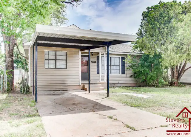 Property at 2819 NW 24th St, Lawton, OK, 73505, 3 beds, 2 baths, [object Object]