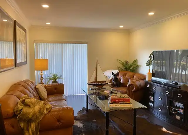 Property at 7787 SW 86th St Unit E111, Miami, FL, 33143, 1 bed, 1 bath, [object Object]