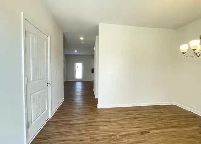 Property at 300 Knights Ct, Canton, GA, 30115, 4 beds, 2.5 baths, [object Object]