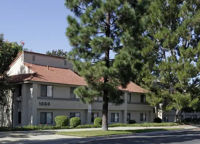 Property at 1050 E Imperial Hwy Unit 103, Placentia, CA, 92870, 4 beds, 2.5 baths, [object Object]