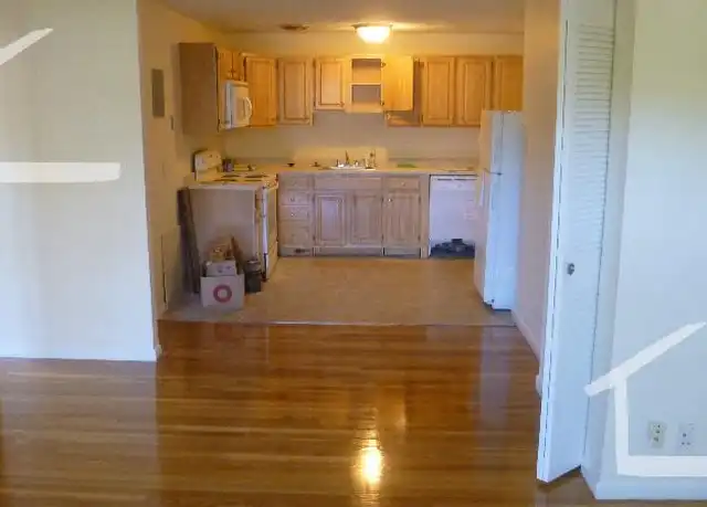 Property at 110 Babcock St Unit 42, Brookline, MA, 02446, 2 beds, 1 bath, [object Object]