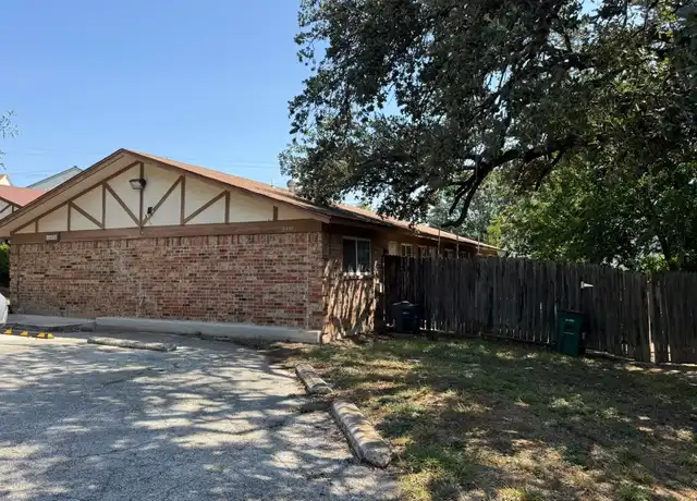Property at 3405 Willowrun Cv Unit B, Austin, TX, 78704, 1 bed, 1 bath, [object Object]