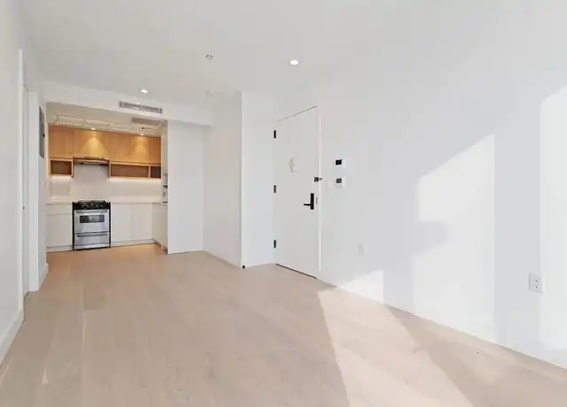Property at 2-22 51st Ave, Queens, NY, 11101, 1 bed, 1 bath, [object Object]