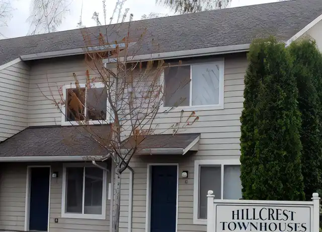 Property at 44 W Hillcrest Dr Unit 1, Eugene, OR, 97404, 2 beds, 1.5 baths, [object Object]