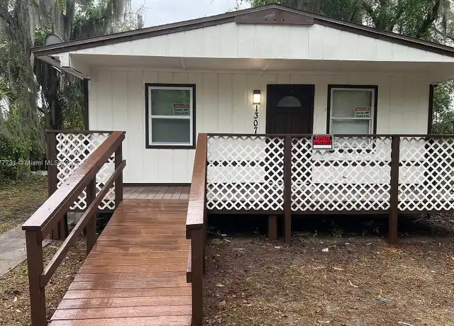 Property at 1307 Olive St, Palatka, FL, 32177, 3 beds, 1 bath, [object Object]