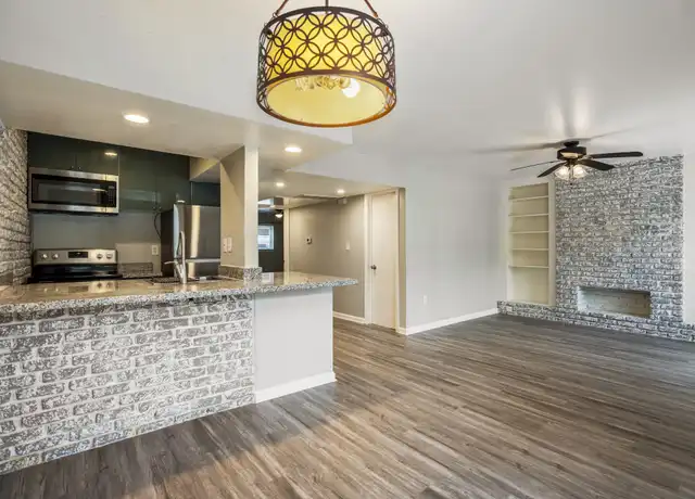 Property at 5343 Richmond Ave #12, Houston, TX, 77056, 2 beds, 1 bath, [object Object]