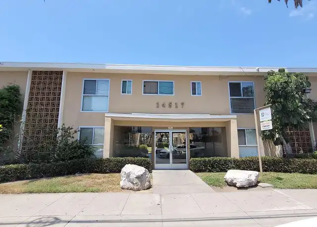 Property at 14517 S Vermont Ave, Gardena, CA, 90247, 1 bed, 1 bath, [object Object]