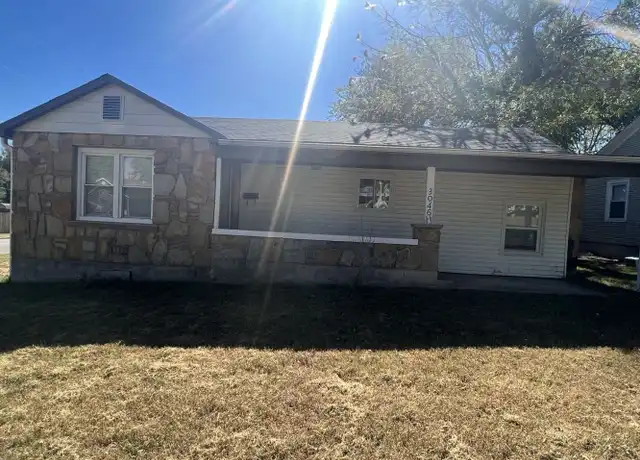 Property at 3046 E 9th St, Joplin, MO, 64801, 3 beds, 2 baths, [object Object]