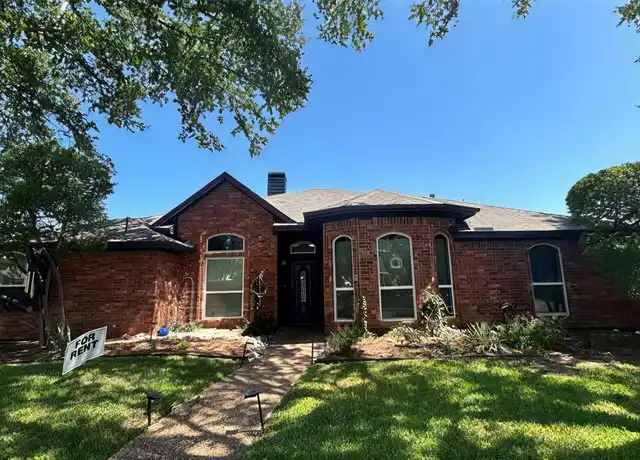 Property at 1217 Babbling Brook Dr, Lewisville, TX, 75067, 4 beds, 2 baths, [object Object]