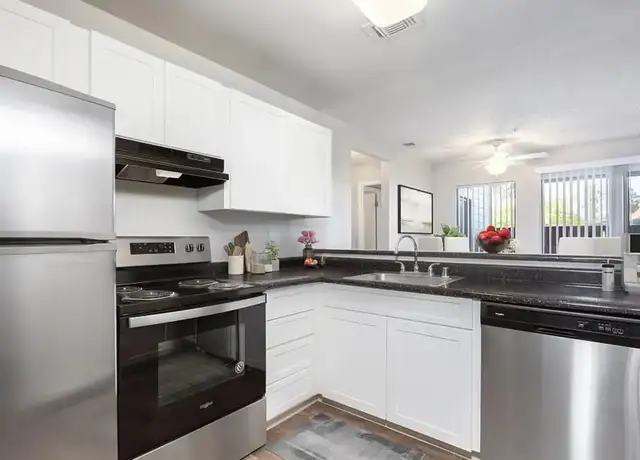 Photo of 3883 Vista Oaks Dr, Martinez, CA 94553
