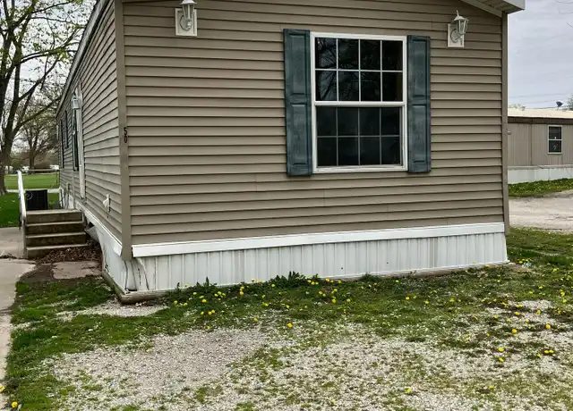 Property at 200 N Pine St Unit 50, Pana, IL, 62557, 3 beds, 2 baths, [object Object]