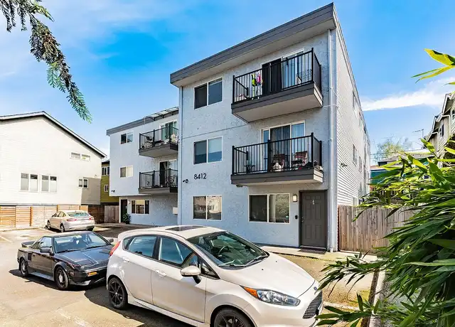 Property at Del-View Apartments - 8412 Delridge Way SW, Seattle, WA, 98106, 2 beds, 1 bath, [object Object]