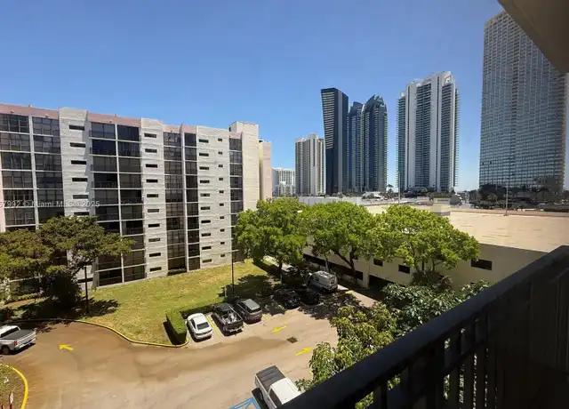 Property at 17011 N Bay Rd #607, Sunny Isles Beach, FL, 33160, 3 beds, 2.5 baths, [object Object]