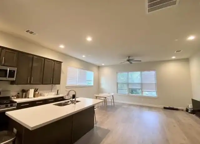 Property at 1910 Hollister Spruce Ln, Houston, TX, 77080, 3 beds, 3 baths, [object Object]