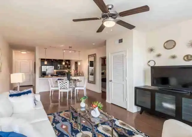Property at 800 Town and Country Blvd Unit 442109, Houston, TX, 77024, 1 bed, 1 bath, [object Object]