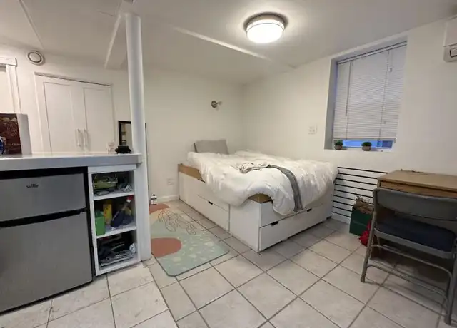 Property at 810 Fulkerson St, Cambridge, MA, 02141, 0 beds, 1 bath, [object Object]