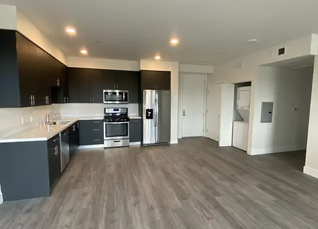 Property at 12555 Vanowen St Unit 401, North Hollywood, CA, 91605, 2 beds, 2 baths, [object Object]