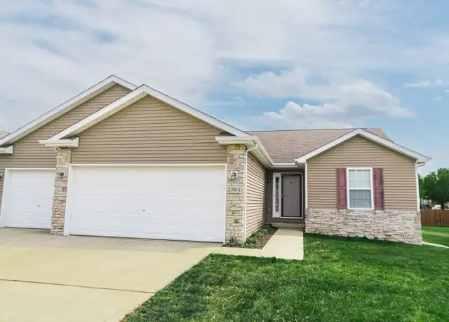 Property at 230 Grandale Dr, Valparaiso, IN, 46385, 3 beds, 2 baths, [object Object]