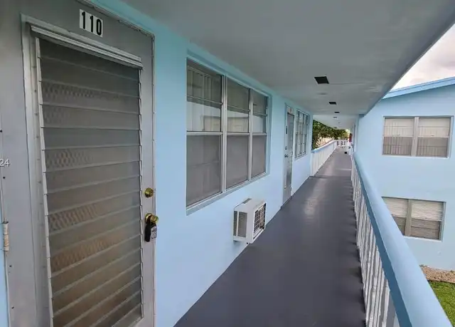 Property at 110 Camden E #110, West Palm Beach, FL, 33417, 1 bed, 1 bath, [object Object]