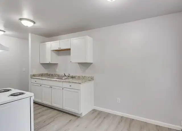 Property at Fred & Louisa Flatz - 814 Louisa St, Lansing, MI, 48911, 1 bed, 1 bath, [object Object]
