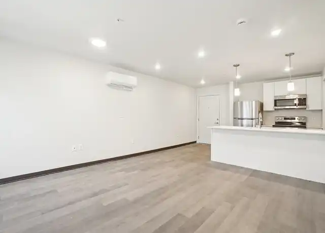 Property at 500 Parkview - 1326 S 500 E, Salt Lake City, UT, 84105, 1 bed, 1 bath, [object Object]