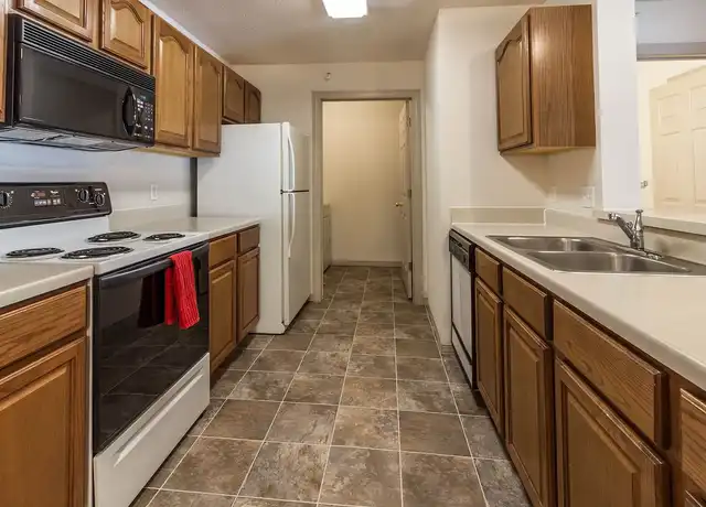 Property at STERLING GREEN - 300 Dakota Dunes Blvd, North Sioux City, SD, 57049, 1-3 bed, 1-2 bath, [object Object]