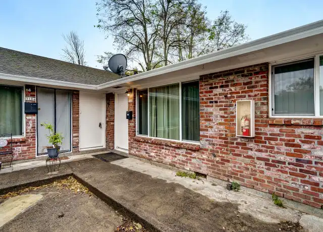 Property at 5102-5108 N Fessenden St Unit 5106, Portland, OR, 97203, 2 beds, 1 bath, [object Object]