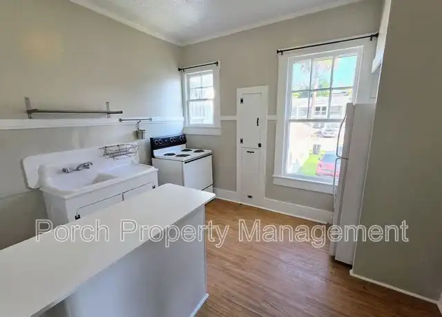 Property at 217 W Belmont St Unit 217, Pensacola, FL, 32501, 2 beds, 1 bath, [object Object]