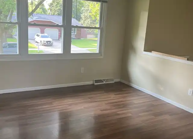 Property at 105 Georgiana Cir Unit 105, Madison, WI, 53716, 2 beds, 2 baths, [object Object]