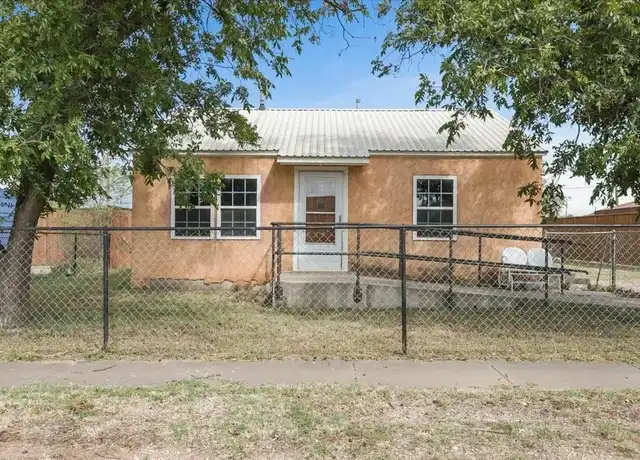 Property at 517 E Rice St, Lubbock, TX, 79403, 3 beds, 1 bath, [object Object]