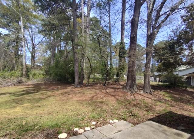 Photo of 2933 Five Oaks Cir SW, Lilburn, GA 30047