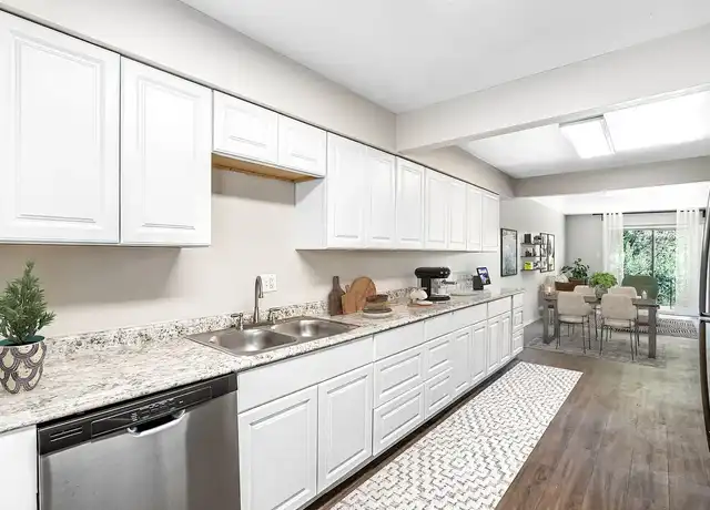 Property at Prosper Riverdale - 2100 Rebsamen Park Rd, Little Rock, AR, 72202, 1-3 bed, 1-2 bath, [object Object]