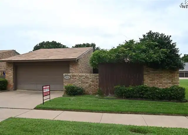 Property at 2814 Mill Valley Dr, Wichita Falls, TX, 76308, 2 beds, 2 baths, [object Object]